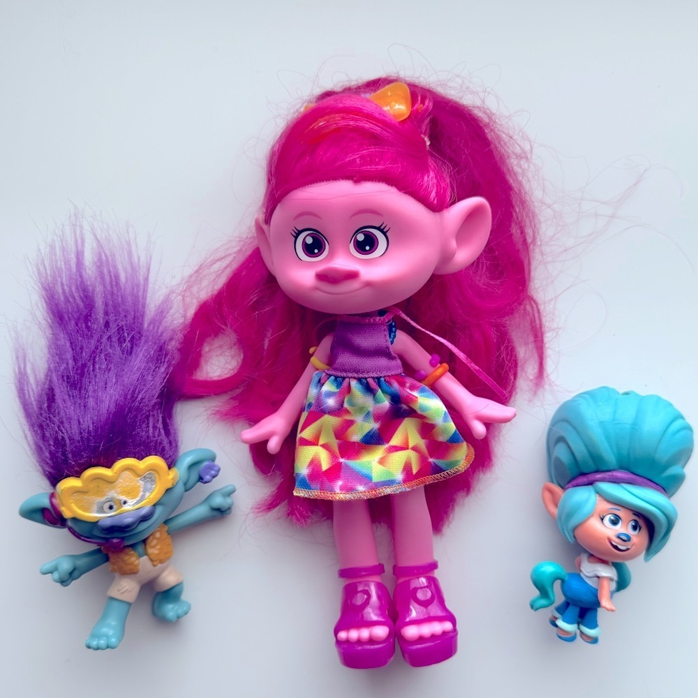 Assorted Troll bundle